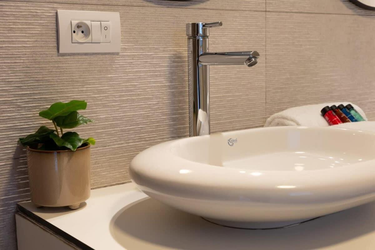 Huswell - Stylish Duplex In Town House Appartement *