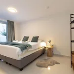 Huswell - Stylish Duplex Apartment In Town House